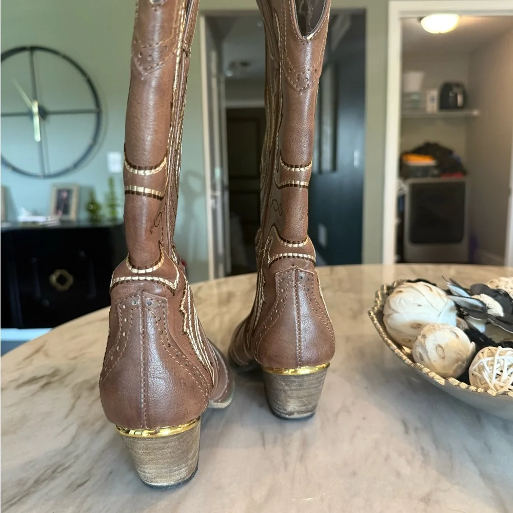 Very Volatile Leopard Print Boots - Picture 3 of 6